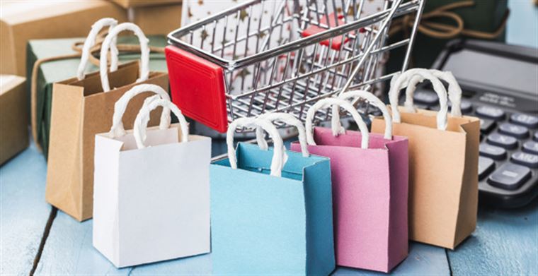 Shopee“奇葩说”: 劫财猫, 金砖杯垫, 腹肌抱枕…丑玩意销量轻松上千